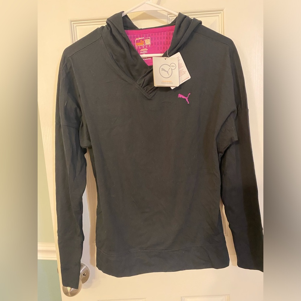 NWT! PUMA | Lightweight Pullover Top, Size S